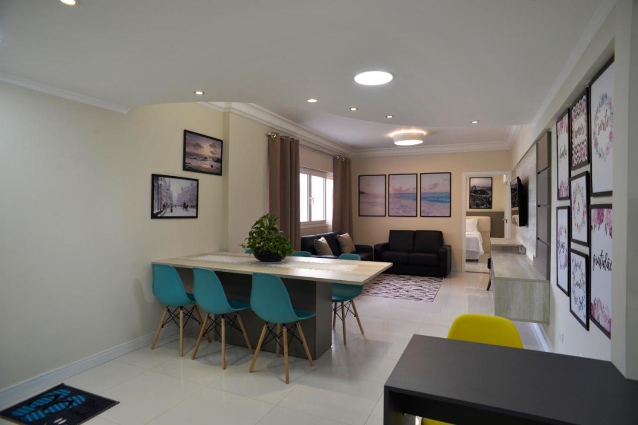 Frente Mar Pe Na Areia, Na Av Atlantica Apartman Balneário Camboriú Kültér fotó
